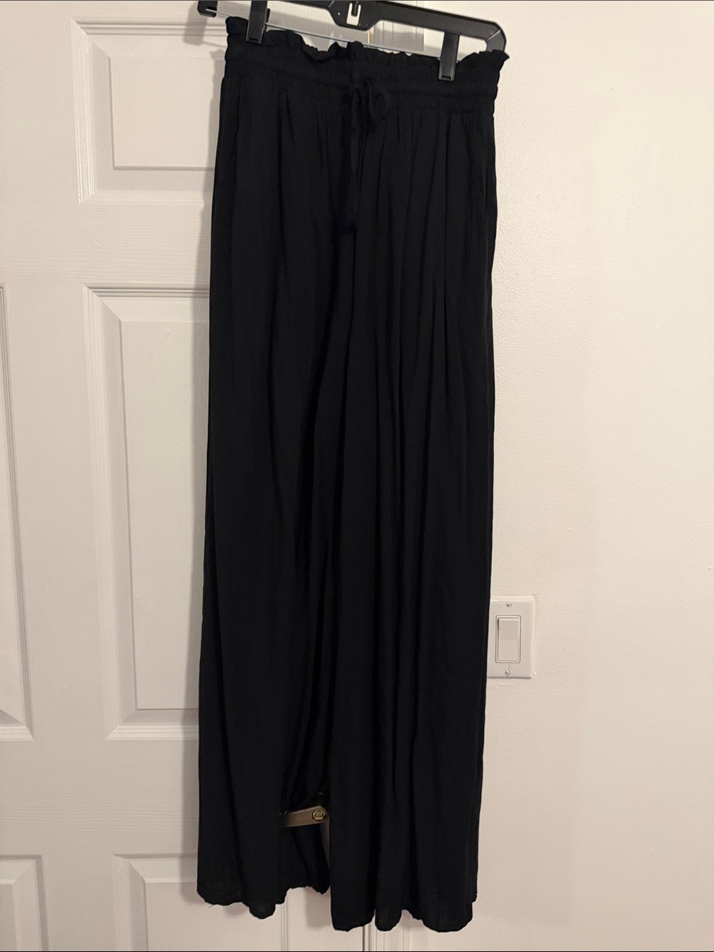 Black Wide-Leg Drawstring Waist Women's Pants